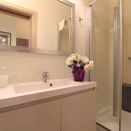 Provenzale Apartment, Di Garda, Jacuzzi Apartment