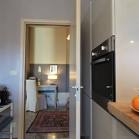 Provenzale Apartment, Di Garda, Jacuzzi Desenzano del Garda
